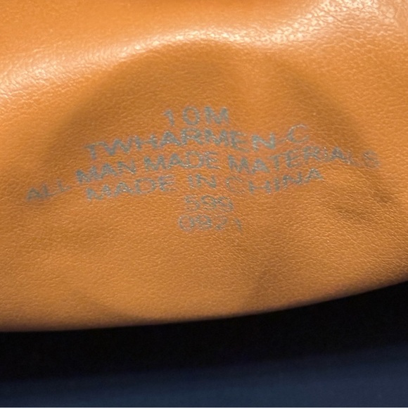 Tommy Hilfiger Women’s Brown Leather Loafers Flats Slip on Shoes Size 10M - Picture 10 of 12